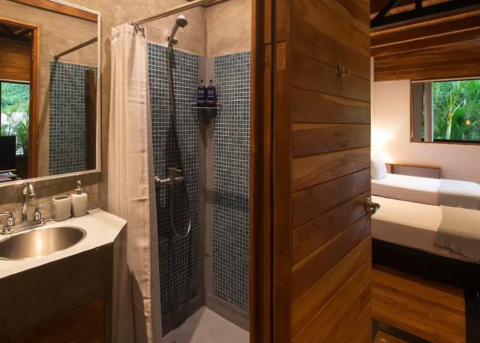 The Jungle Loft, 7 Min Walk To Guiones + Jacuzzi Nosara