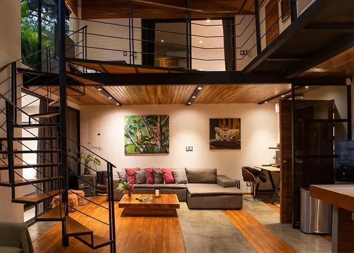 The Jungle Loft, 7 Min Walk To Guiones + Jacuzzi *